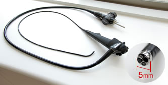 経鼻内視鏡　太さは5mm